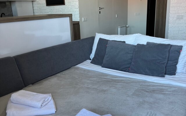 Apartamenty Stilnaya Studiya Na Poberezhye Apartments