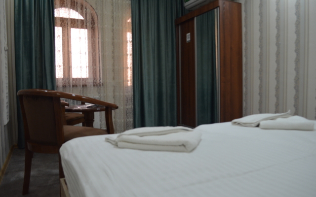 Elemir Registan Boutique-hotel