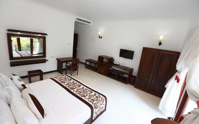 Royal Kandyan Hotel