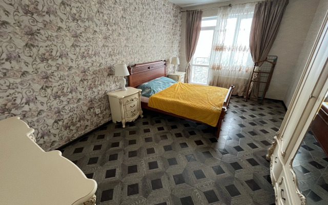 Квартира 10 Лет Октября 89