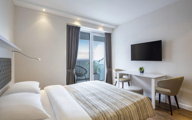 Alliance Palace Batumi Hotel Official