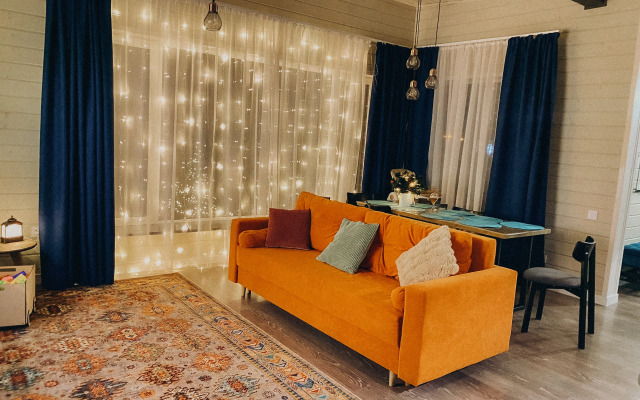 Частный дом дизайнерский великолепной уличной территорией