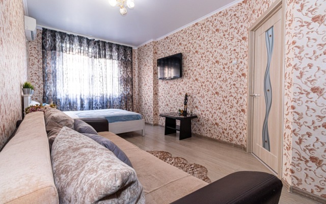 Апартаменты с Новым Ремонтом возле Стадиона Краснодар