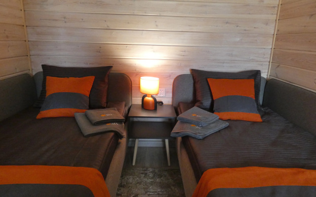 Частный Дом 7 с Отдельными Кроватями