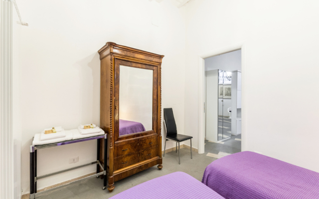 Navona Square Apartment