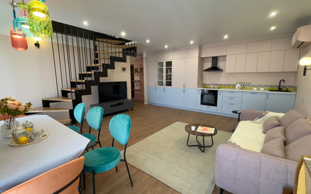 Апартаменты Просторная Двухэтажная