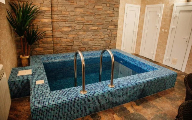 Отель ROMANOVPALM Hotel