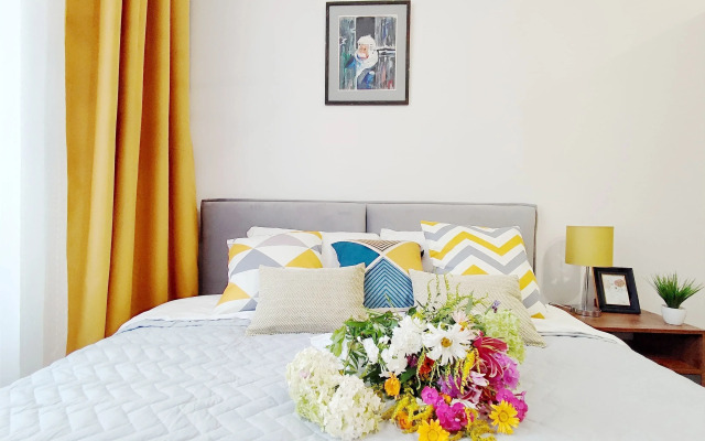 Dizaynerskaya Studiya S Dvuspalnoy Krovatyyu Flat