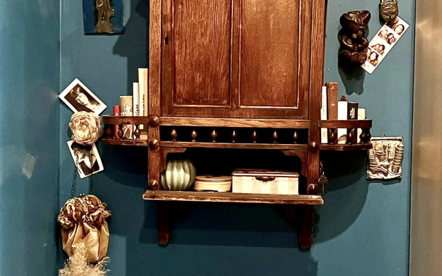 Квартира Творчесская квартира на Жуковского 6