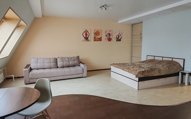 Studiya V Tsentre, Est vihod Na Kryshu i besplatnaya parkovka Flat