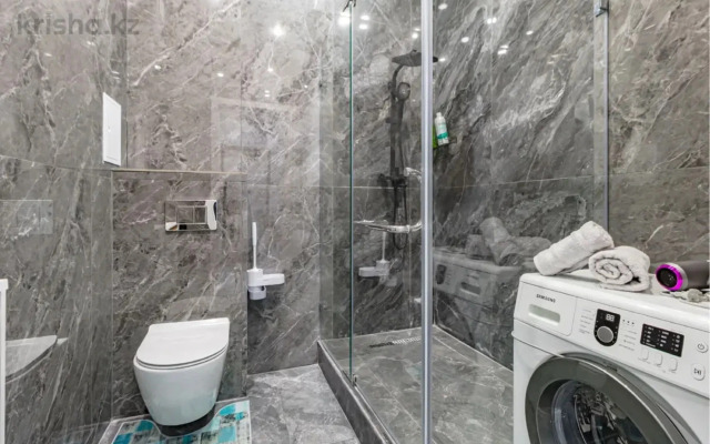 Biryuzovaya Krasotka Flat