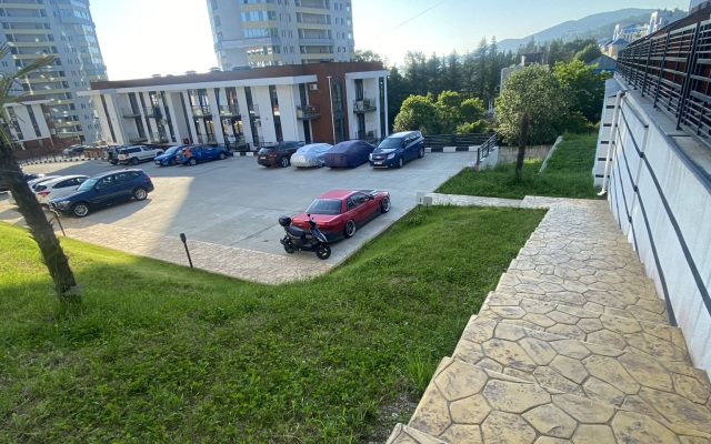 Studiya Lenina 298V Apartments