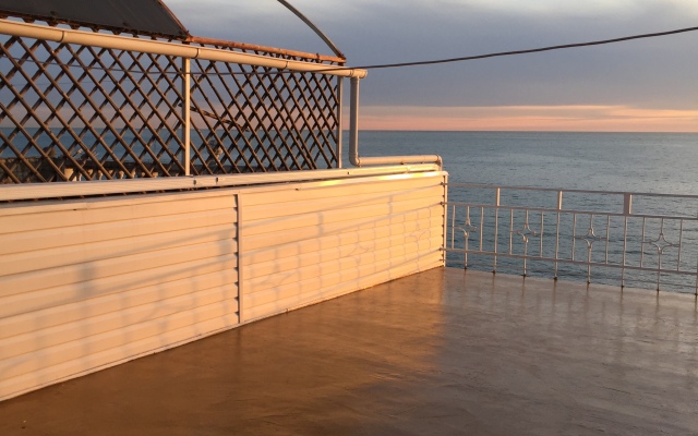 Дом-эллинг на море