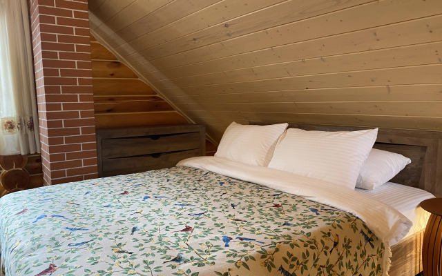 Частный Дом Избушка в Соснах с Русской Печкой и Баней