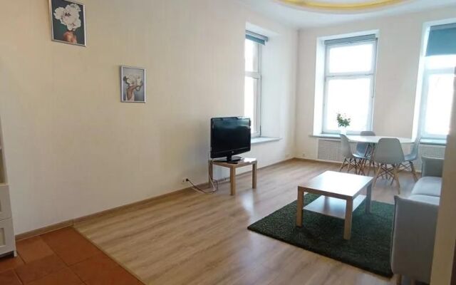 Квартира с балконом, красивый вид , рядом Эрмитаж, парковка