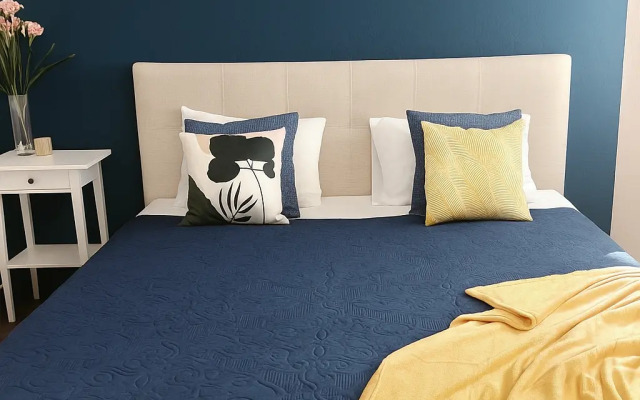 Квартира Неотель видовая рядом с Набережной, Каменным мостом