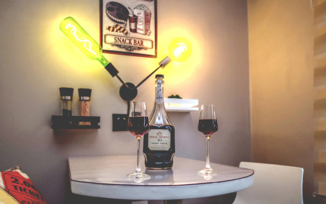 Квартира кинотеатр у метро