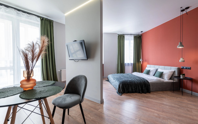 Apartments Pr-T Dzerzhinskogo, 19