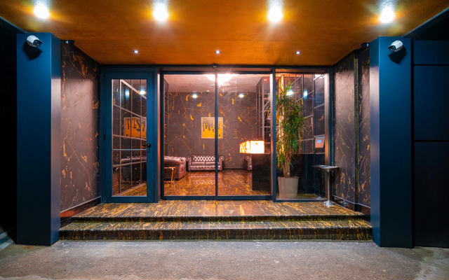 Onyx Hotel