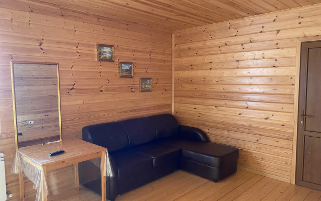 Частный дом с видом на горы