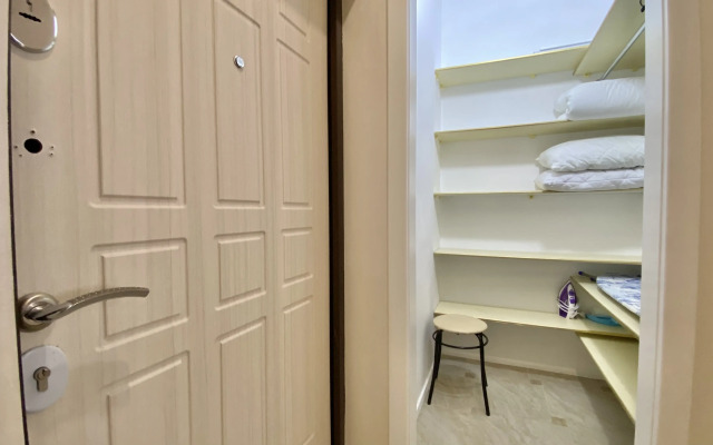 Apartments Alfa Chernomorskaya 10