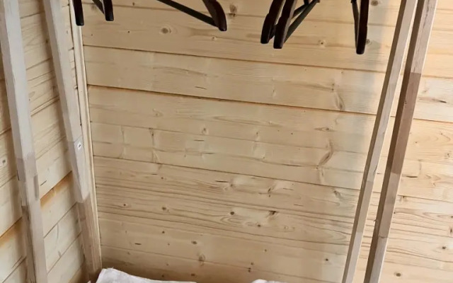 Chalet Forest glamp