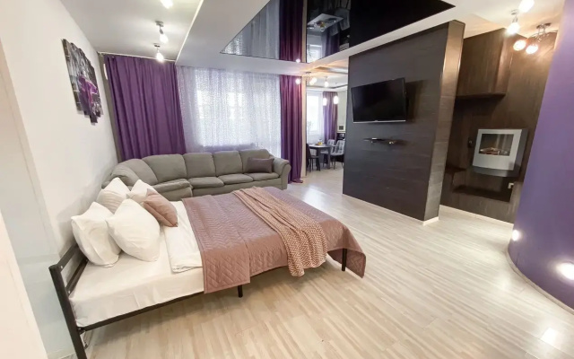 Apartamenty semejnye s kaminom u TC Akvamoll