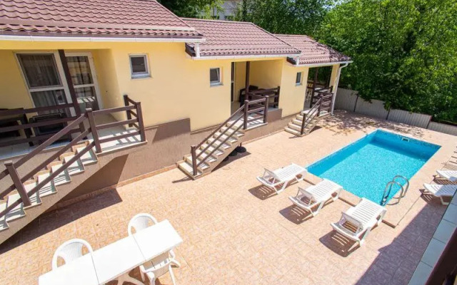 Gostevye Domiki Art Bereg Guest house