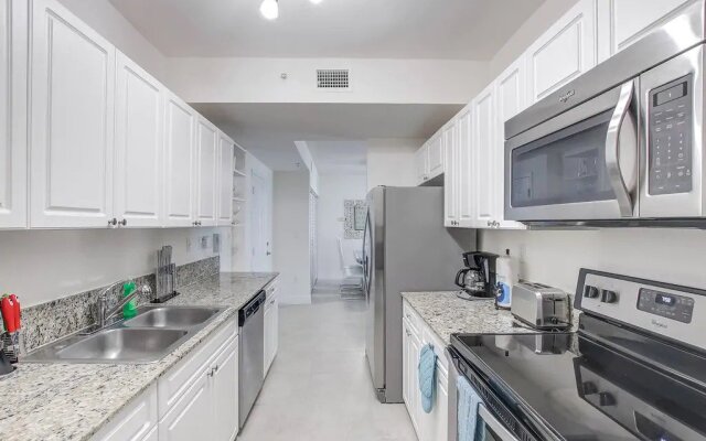 Intracoastal Yacht Club Apart-Hotel