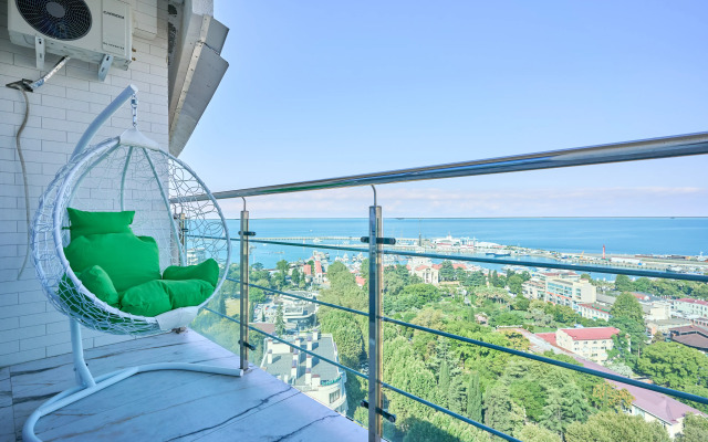 Апартаменты с Шикарным Видом на Море в Центре Сочи