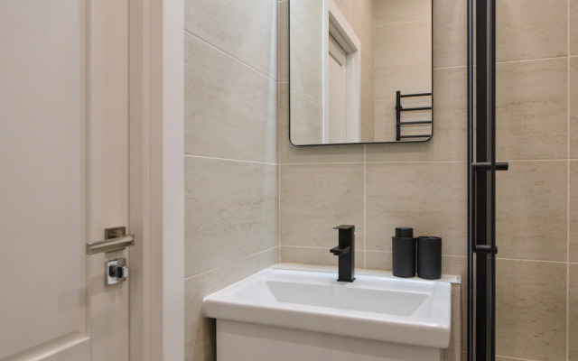 Studiya Ryadom S Metro Flat
