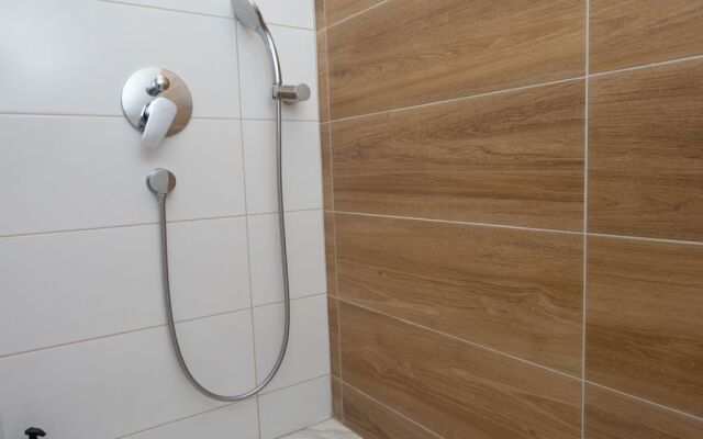 Апартаменты Стрелецкая Red