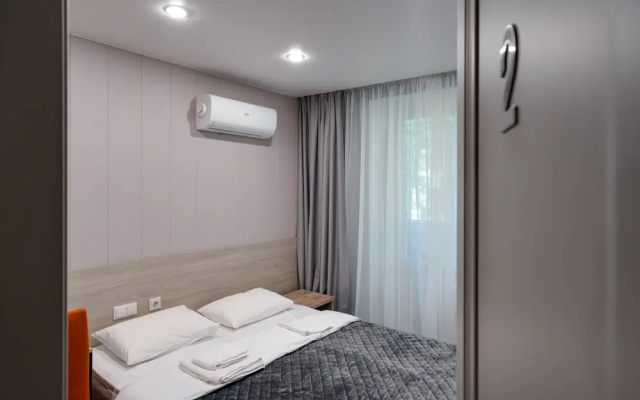 Apart-otel' Selfric