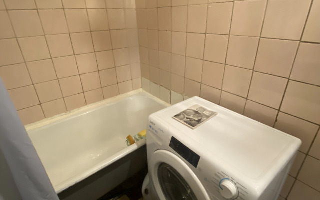 Na Kashtanovoj Allee Flat