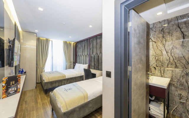 Heaven Premium Airport Hotel