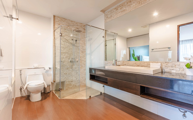 Апартаменты Majestic 2BR Residence with garden view in Regent