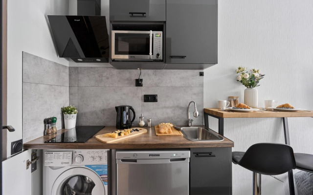 Obsidian by Smart Lofts Moscow Apartment