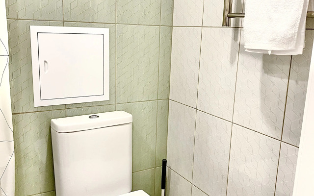 Na 4kh Gostey S Balkonom Vblizi Aeroporta Sheremetyevo Apartments