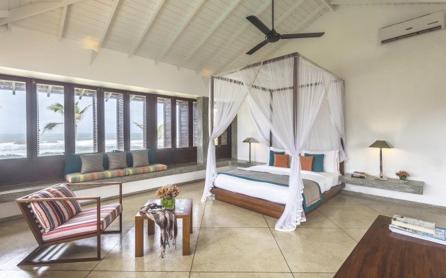 The Frangipani Tree - By Edwards Collection Villa
