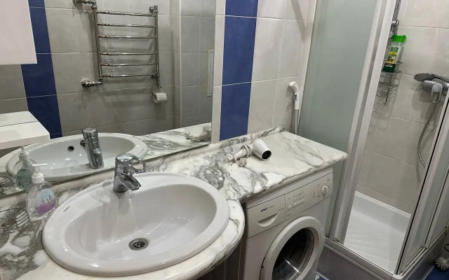 Dvukhkomnatnaya Na Frunzenskoy Flat