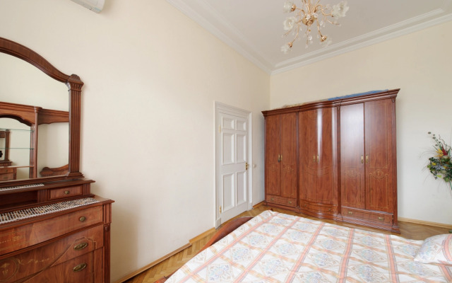 14 Two-Room Apartment