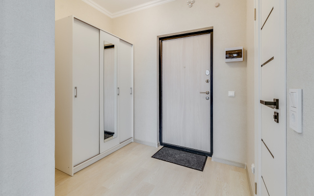Центре у метро Московские ворота Flat