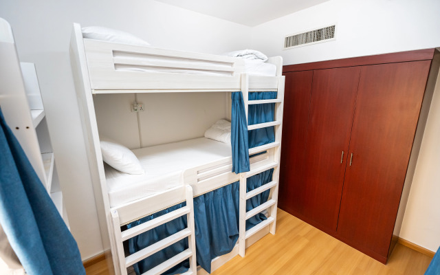 Yousleep Hostel