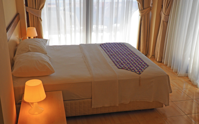 Atlas Hotel