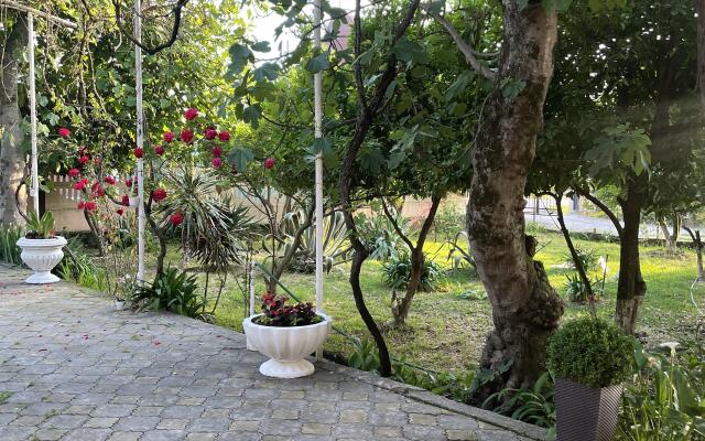 Askar Hotel