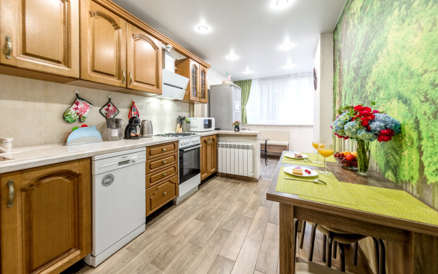 Na Ostrovskogo Apartments