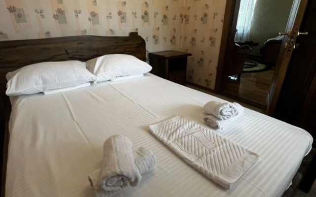 Na Ulitse Batayskoy 10a Private house