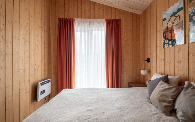 Частный дом Уютный домик вдали от шумного города