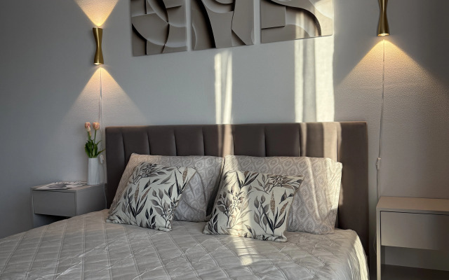 Stilnaya Studiya S Panoramnym Vidom Na Gorod Flat