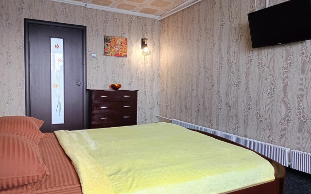 Жилое помещение Трехкомнатные апартаменты Sweet Home